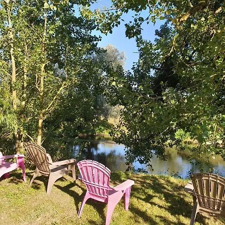 Ecrin De Nature En Bord De Riviere Cenans Exterior foto